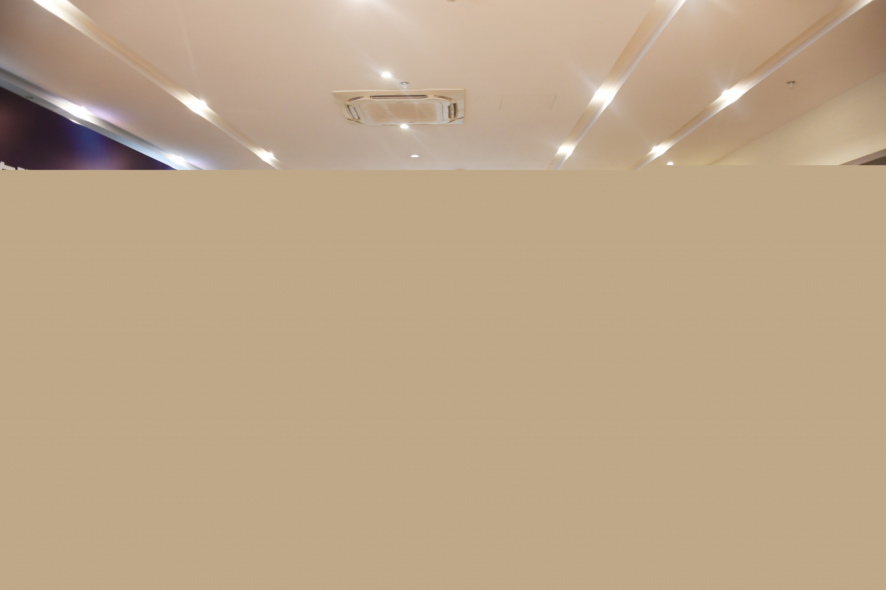 15995303317107140PHO.jpg